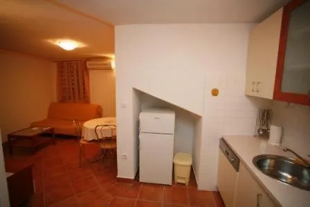 Pensión Dalmatian 3*